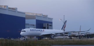 Here is the first Airbus A350-900 in Air France colours