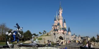 Disneyland Paris to Begin Phased Reopening Beginning July 15