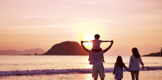 Consumer survey finds 70% of travelers plan to holiday in 2021