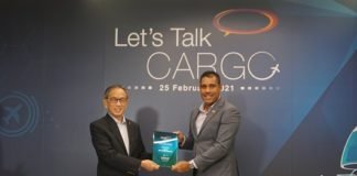 Twin awards for SriLankan Airlines in Singapore