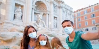 EU agrees to open doors to vaccinated foreigners