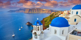 Greece Reopens Its Borders to International Travellers