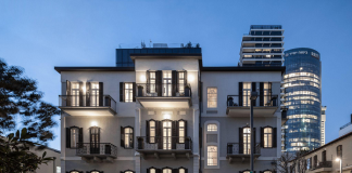 ICONIQUE Studio and Bar Orian revive a 20th-century listed property into Elkonin Tel Aviv Hotel