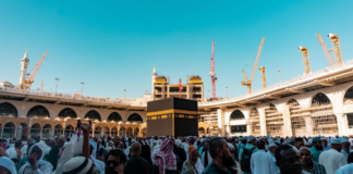 Saudi Arabia Expands Umrah Pilgrimage Access to All Visa Holders