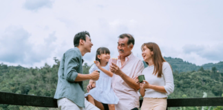 Booking.com unveils Singapore family travel trends for the year