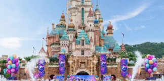 Hong Kong Disneyland kicks off year-long 20th anniversary extravaganza