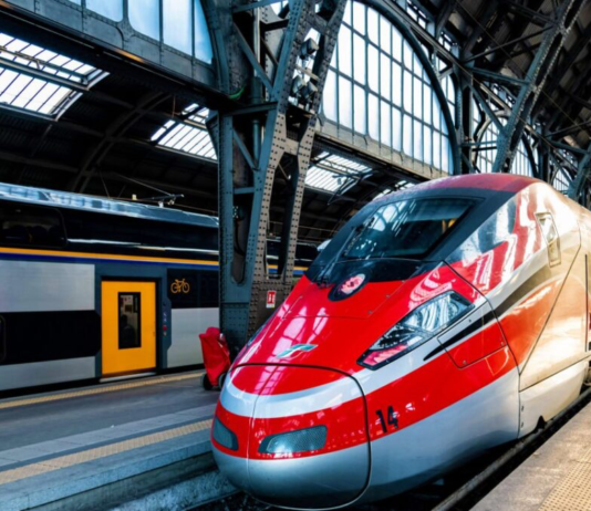 FS Group and Certares Forge EUR 1 Billion Partnership to Expand Trenitalia France High-Speed Rail