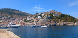 Hydra: How a Greek island shaped a timeless image of Greece